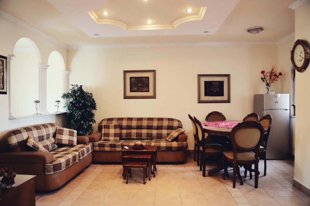 Taiwan Center Appartement Tirana